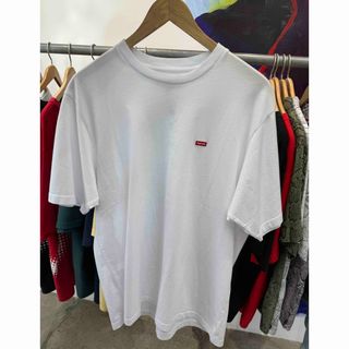 シュプリーム(Supreme)のsupreme Small Box Tee white 本日限定(Tシャツ/カットソー(半袖/袖なし))