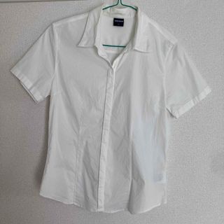 ユニクロ(UNIQLO)のスクールシャツ　半袖　(シャツ/ブラウス(半袖/袖なし))