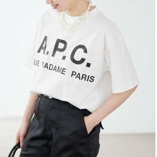 イエナ(IENA)のIENA ☆ A.P.C. ビッグロゴＴシャツ(Tシャツ(半袖/袖なし))