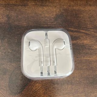 アップル(Apple)のEarPods（3.5 mmヘッドフォンプラグ） (iPhoneケース)