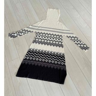 PLEATS PLEASE ISSEY MIYAKE - プリーツプリーズ　ハイネックワンピース　チュニック　ノルディック　柄　美品