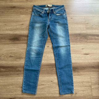 リーバイス(Levi's)のリーバイス　レディース　スキニージーンズ(デニム/ジーンズ)