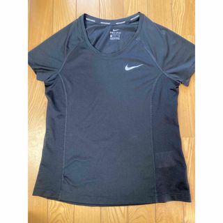 ナイキ(NIKE)のNIKE ナイキランニング　ブラックTシャツ　メッシュ　S (ウォーキング)