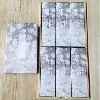 日本香堂 - 宇野千代のお線香セット、 淡墨の桜バラ詰 200g