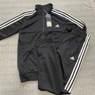 adidas - 新品⭐︎adidas 上下セット　160