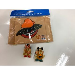 ディズニー(Disney)の送料無料。ポテトヘッドピンバッジ　ペア　ミスター&ミセス　新品マスクおまけ(バッジ/ピンバッジ)