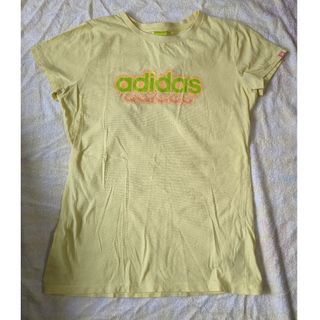 アディダス(adidas)のadidas Tシャツ(Tシャツ(半袖/袖なし))