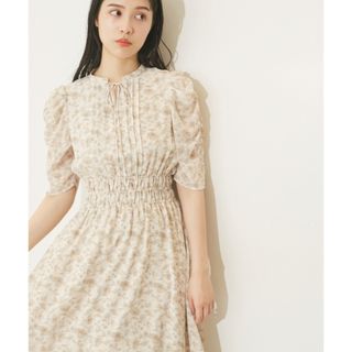 JILL by JILLSTUART - 美品！ジルバイジルスチュアートシャーリングフラワープリントワンピース