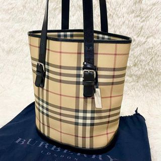 バーバリー(BURBERRY)の美品　バーバリー　トートバッグ　バケツ型　ノバチェック　自立　チャーム　ベージュ(トートバッグ)