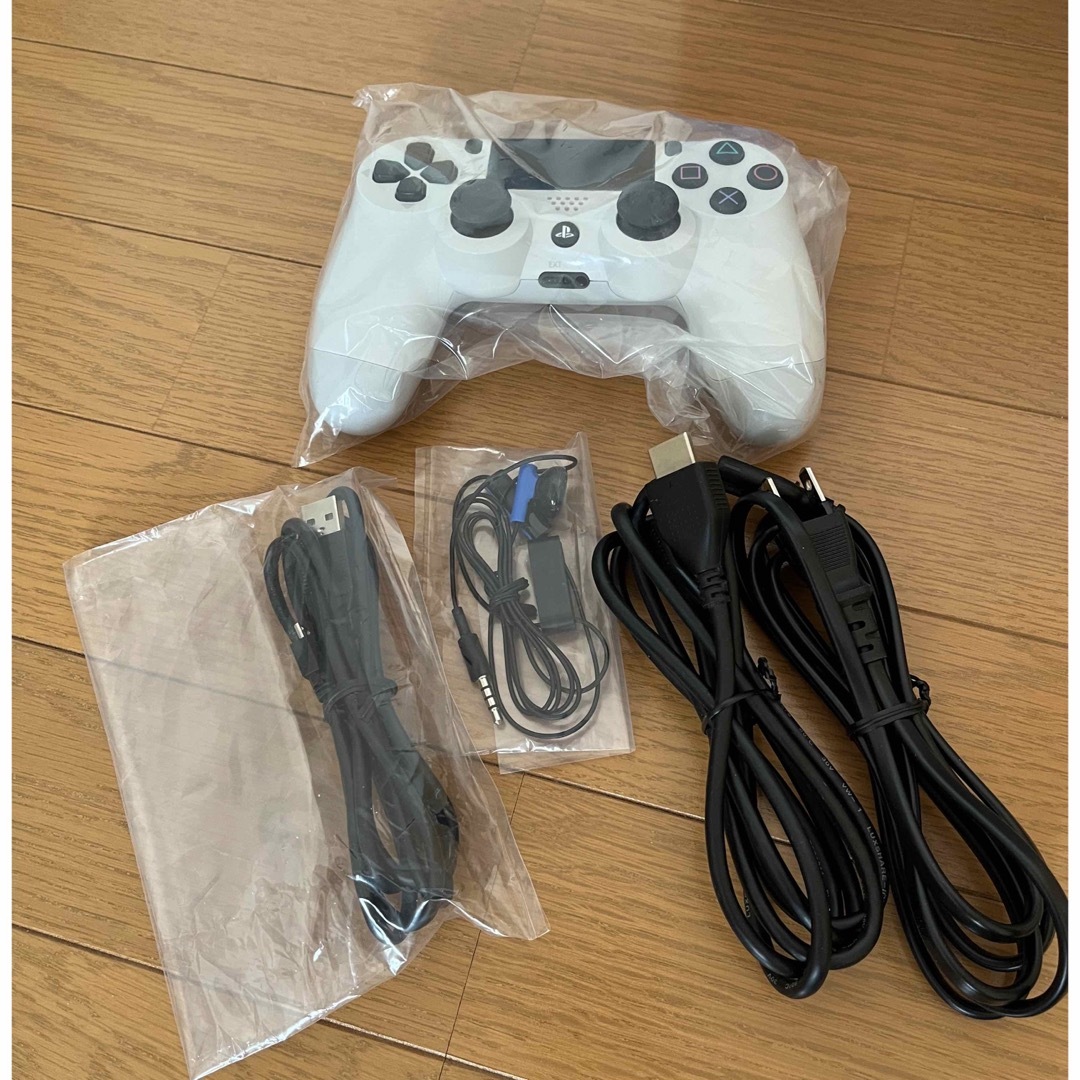 SONY PlayStation4 本体 CUH-2200AB02の通販 by はなぴ's shop|ラクマ SONY PlayStation4 本体 CUH-2200AB02の通販 by はなぴ's shop|ラクマ