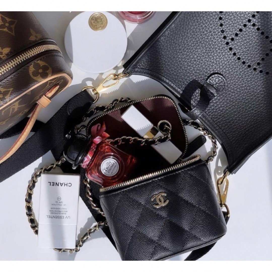 CHANEL - シャネル チェーンバッグ ミニの通販 by shop CHANEL - シャネル チェーンバッグ ミニの通販 by shop