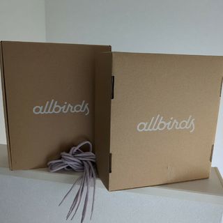 Allbirds/空箱  2箱& 靴紐 4本/(スニーカー)