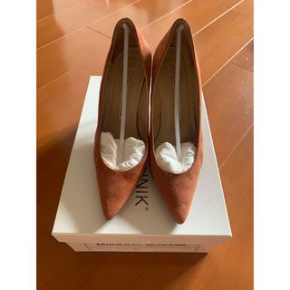 マノロブラニク(MANOLO BLAHNIK)の［美品］マノロブラニク　キエッタ　KIETTA スエード　パンプス　ヒール(ハイヒール/パンプス)