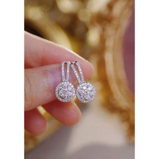 ▼天然ダイヤモンドピアス1ct　k18 (ピアス)