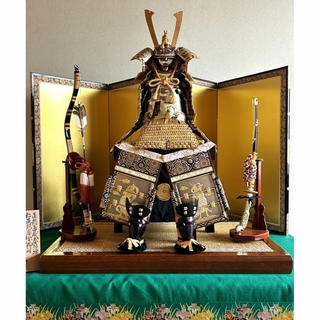 Kyugetsu - 鈴木利光　大鎧飾　五月人形　鎧兜　正絹　金箔　台座付き　久月　伝統工芸品