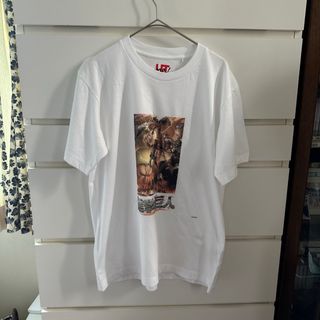 ユニクロ(UNIQLO)のユニクロ　UT 進撃の巨人　Tシャツ  Lサイズ(Tシャツ/カットソー(半袖/袖なし))