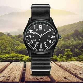 メンズ 腕時計 ミリタリーモデル ブラック 4針 防水 新品 未使用(腕時計)