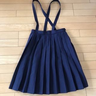 紺色　吊りスカート 夏物 150㎝A(スカート)