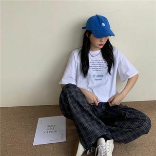 ✨新品未使用✨　ロゴティシャツ半袖　韓国 ホワイト(Tシャツ(半袖/袖なし))