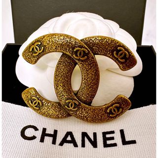 シャネル(CHANEL)のCHANELヴィンテージゴールドブローチ(ブローチ/コサージュ)