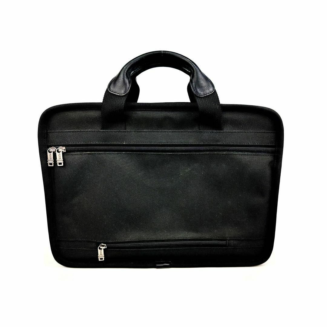 TUMI トゥミ PCアクセサリー収納ケース 噛ん TUMI トゥミ PCアクセサリー収納ケース 噛ん
