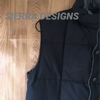 シェラデザイン(SIERRA DESIGNS)のシェラデザインズ　リバーシブルダウンベスト　Sサイズ(ダウンベスト)