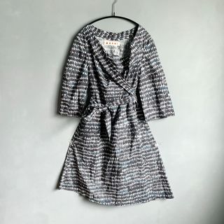 マルニ(Marni)のMARNI ハンドペイント風 ストラップ付き ワンピース ドレス マルニ(ひざ丈ワンピース)