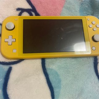 ニンテンドースイッチ(Nintendo Switch)のNintendo Switch Lite 黄色 イエロー 本体 中古(家庭用ゲーム機本体)