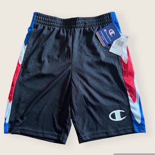 新品　champion チャンピオン　ハーフパンツ　130cm-140cm