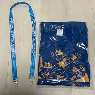 【新品未使用】横浜マラソン2023 限定TシャツSサイズ & ストラップ セット(Tシャツ/カットソー(半袖/袖なし))