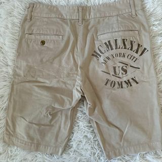 トミーヒルフィガー(TOMMY HILFIGER)のトミーヒルフィガー　ハーフパンツ 短パン ショートパンツ M ベージュ(ショートパンツ)