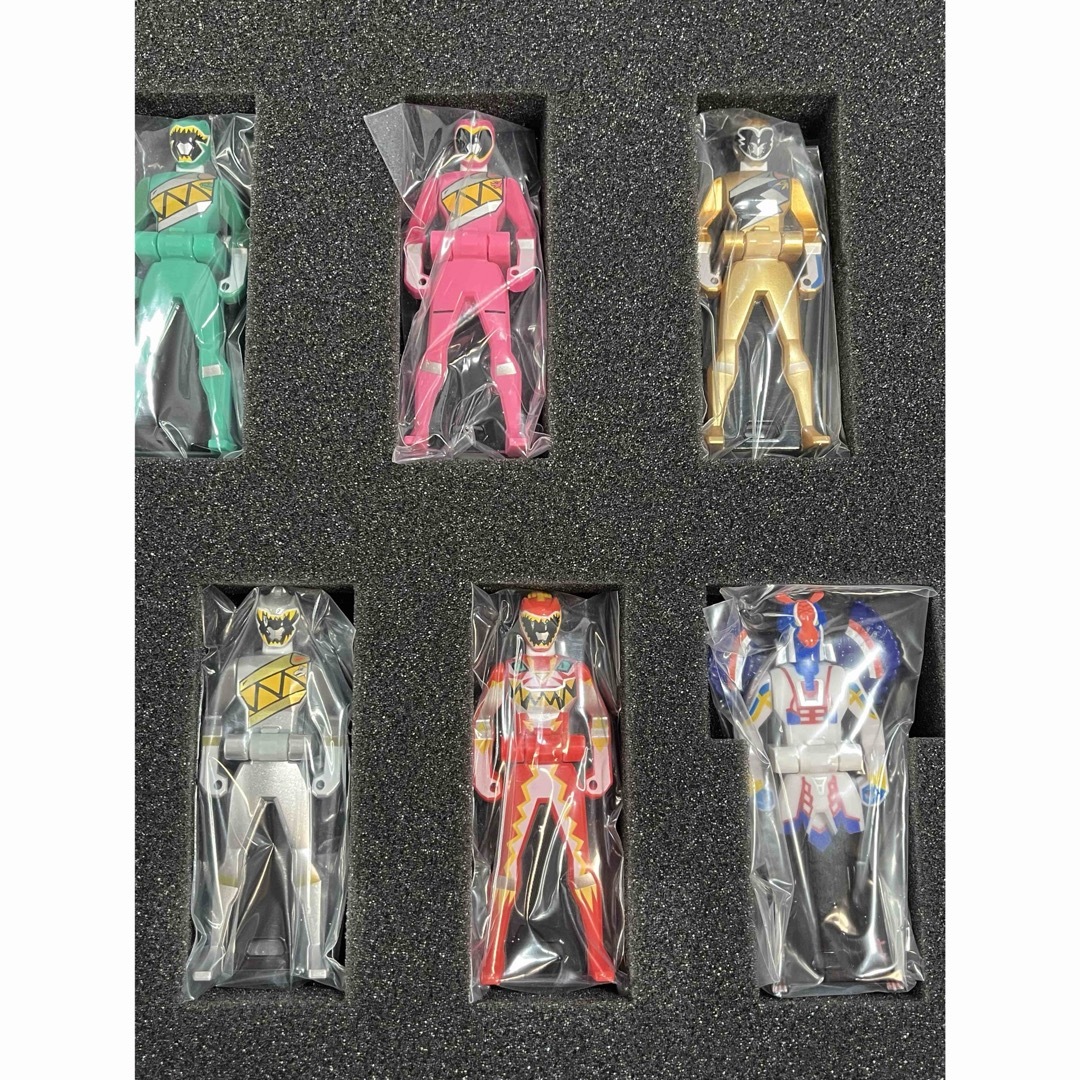 BANDAI - レンジャーキーセット 獣電戦隊キョウリュウジャー BANDAI - レンジャーキーセット 獣電戦隊キョウリュウジャー