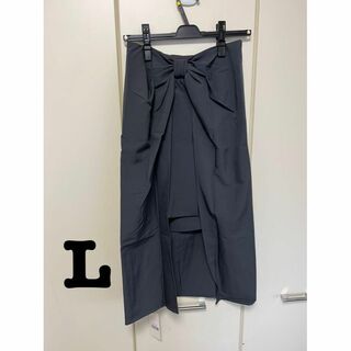 新品　セゾンドパピヨン　バレオ風ナロースカート　チャコール　L(ひざ丈スカート)