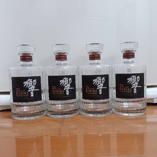 サントリー(サントリー)の【正規品】サントリー　ウイスキー　響21年 700ml 空瓶　4本セット(ウイスキー)