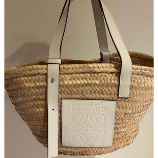 ロエベ(LOEWE)のロエベ　バスケットバッグ (ヤシの葉&カーフ)(トートバッグ)