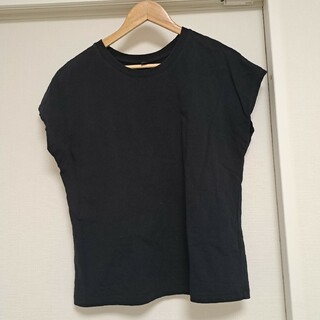 ユニクロ(UNIQLO)のUNIQLO　ユニクロ　トップス　Tシャツ　Ｌサイズ　黒色(Tシャツ(半袖/袖なし))