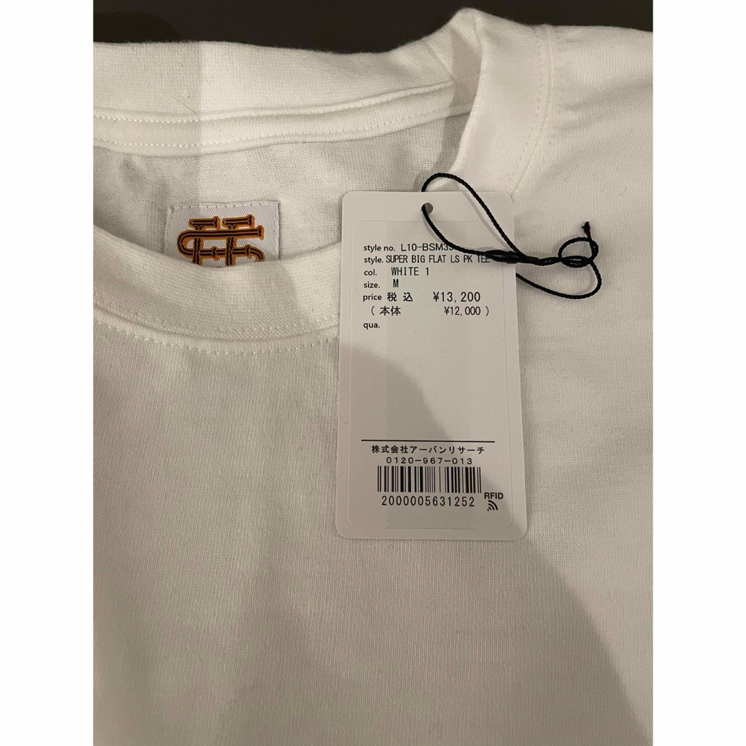 SEE SEE x URBS SUPER BIG FLAT LS PK TEE SEE SEE x URBS SUPER BIG FLAT LS PK TEE