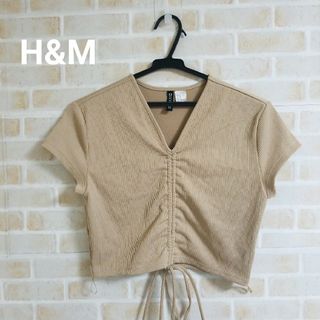 エイチアンドエム(H&M)のH&M クロップドカットソー(カットソー(半袖/袖なし))