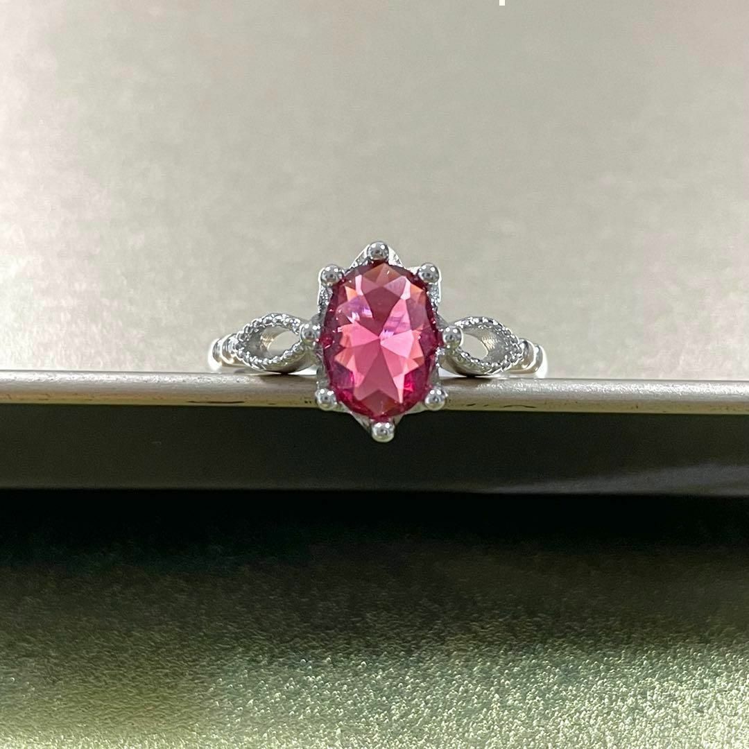 特別値下げ　ピンクのガラスリング　指輪　ピンクサファイアカラー レディースのアクセサリー(リング(指輪))の商品写真