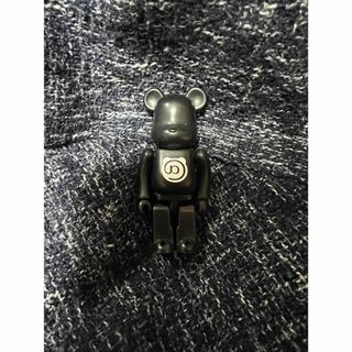 ベアブリック(BE@RBRICK)のメディコムトイ　ベアブリック　 シリーズ17 シークレット　またニセ　フィギュア(その他)