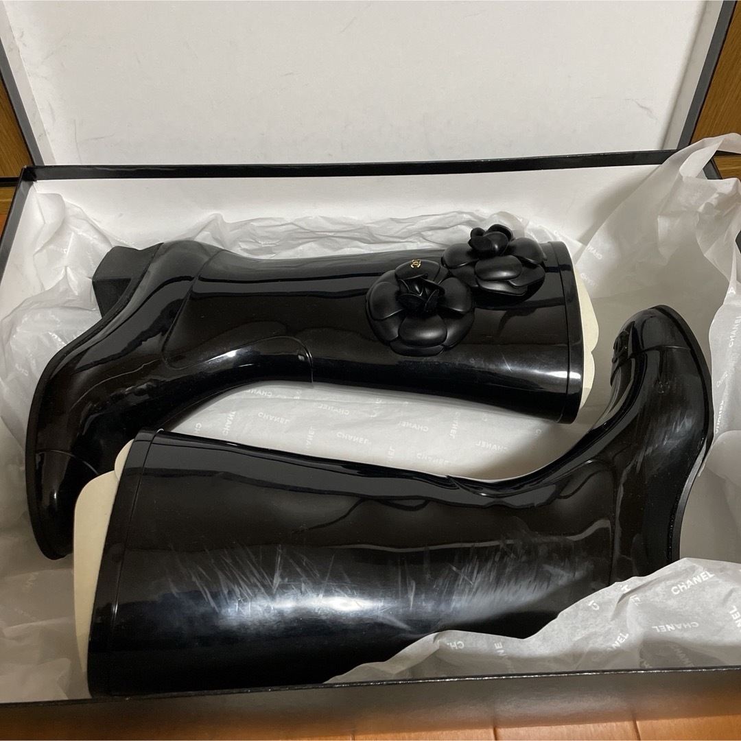 シャネル CHANEL カメリア ココマーク レインブーツ 35 シャネル CHANEL カメリア ココマーク レインブーツ 35