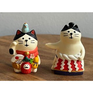 comcombre 猫の置物(2つ)(置物)