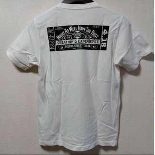 デラックス(DELUXE)のDELUXE　Мサイズ　ミニポケット　バックプリント(Tシャツ/カットソー(半袖/袖なし))