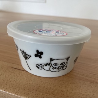 KALDI - ［未使用］KALDI 陶器お皿　小鉢　猫柄　ノンラップ蓋付き