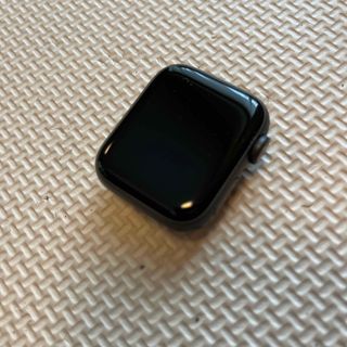 Apple Watch Series 4  40mm グレイアルミ ブラックスポ