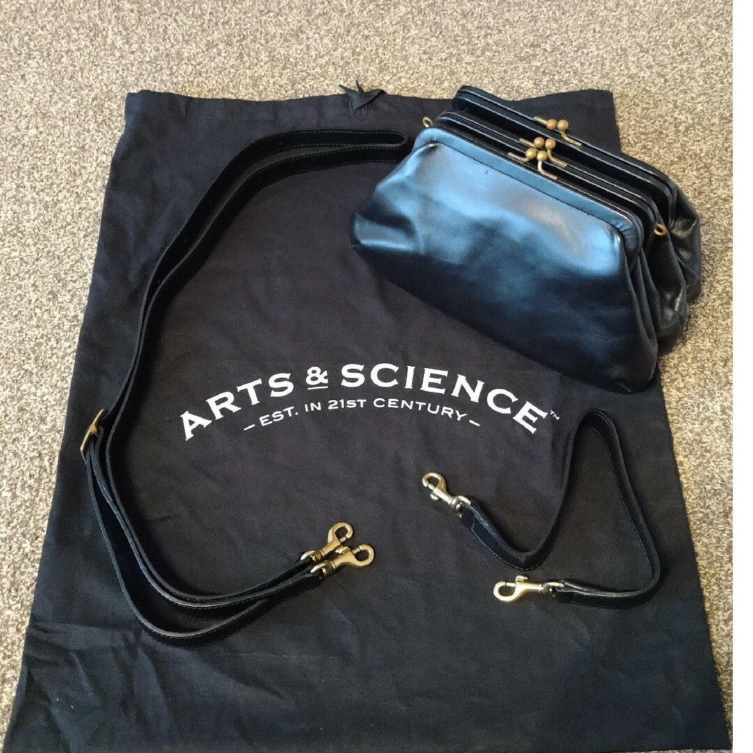 ARTS&SCIENCE - 希少 ARTS&SCIENCE 2way 3連がま口バックの通販 ARTS&SCIENCE - 希少 ARTS&SCIENCE 2way 3連がま口バックの通販
