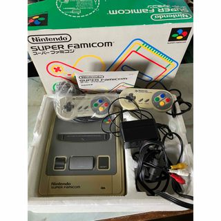 Nintendo スーパーファミコン 本体 SHVC-001(家庭用ゲーム機本体)