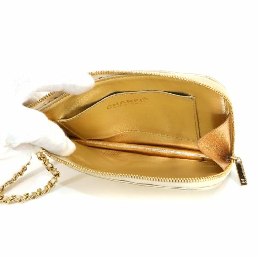 CHANEL - シャネル CHANEL チョコバー チェーン クラッチ バッグ CHANEL - シャネル CHANEL チョコバー チェーン クラッチ バッグ