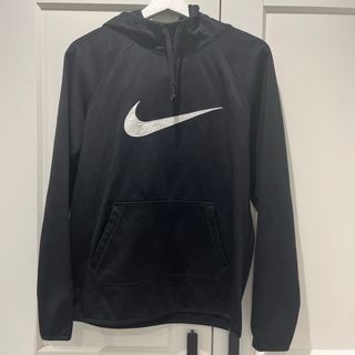 NIKE プルオーバー　パーカー　Ｌ　ブラック