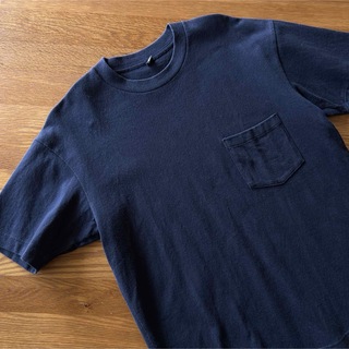 ユニクロ(UNIQLO)の《UNIQLO》メンズ　ネイビーTシャツ　Size:S(Tシャツ/カットソー(半袖/袖なし))